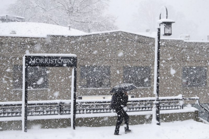 Снежный шторм оставил без электроэнергии более миллиона жителей США, - ФОТО