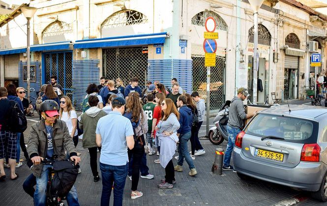 Українські студенти в Тель-Авіві нагодували перехожих 