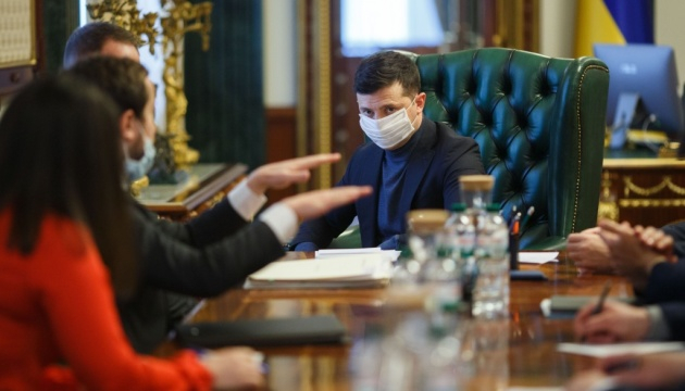 Совещание у Зеленского: Украина еще не достигла пика заболеваемости
