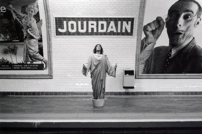 Таке можливо тільки в Парижі: живі станції метро