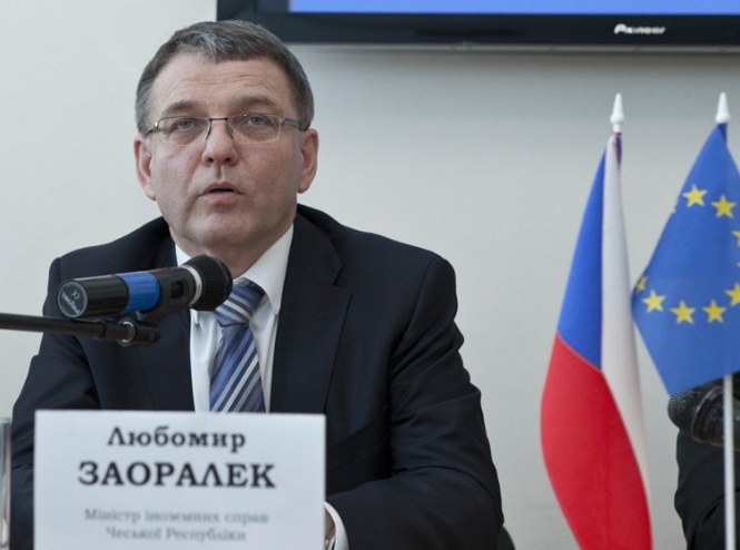 Глава МИД Чехии призывает Россию прекратить 