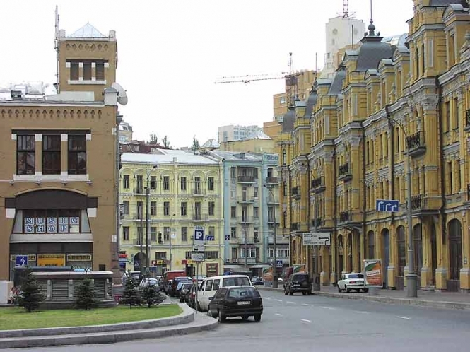 У Києві з'являться окремі смуги для громадського транспорту