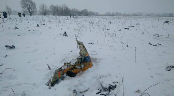 Авіакатастрофа у Підмосков'ї: рятувальну операцію припинено