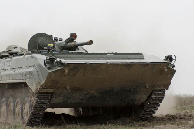 Військові знищили БМП бойовиків на Донбасі
