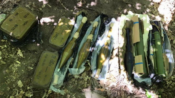 СБУ виявила схованку з протитанковими гранатометами в Києві, – ФОТО
