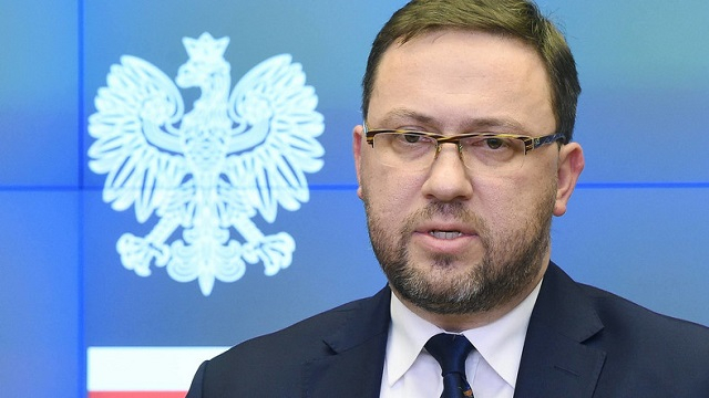 Варшава не прагне обирати героїв для України, – МЗС Польщі