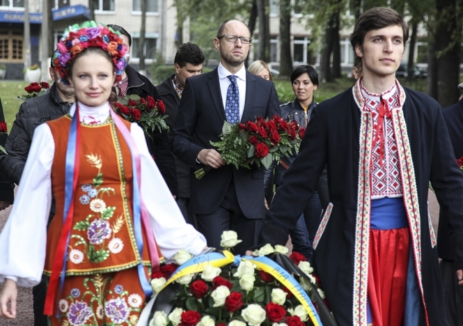Яценюк: дві жахливі трагедії, які відбулися в Україні - це Голокост і Голодомор