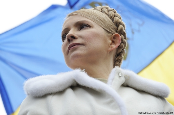 Тимошенко з-за ґрат готова позмагатися із Януковичем. На дебатах
