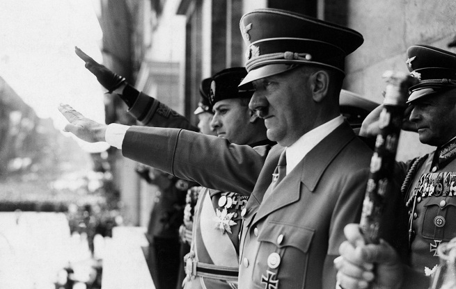 Гитлер после войны скрывался в Латинской Америке - архивы ЦРУ
