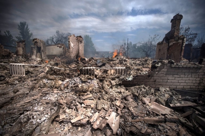 Война в Станице Луганской 600 разрушенных домов и 30 отобранных жизней, - видео