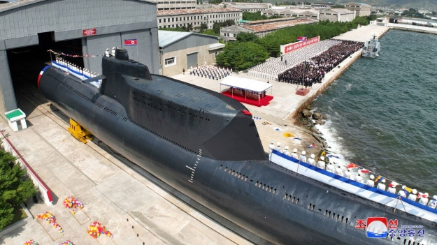 КНДР спустила на воду субмарину з ядерною зброєю