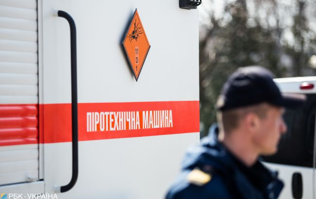 В Киеве сообщили о заминировании авто у торгового центра на Оболони