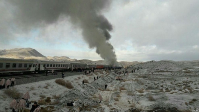 Из-за железнодорожной катастрофы в Иране погибли восемь человек