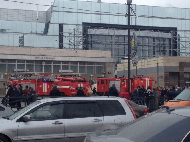 В результате взрыва в метро Санкт-Петербурга погибли 10 человек, - СМИ