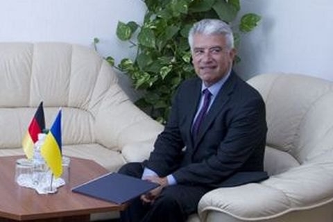 Посол ФРГ детализировал предложение Штайнмайера провести выборы на Донбассе