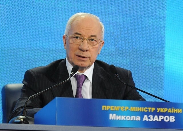 Азаров закликає російське керівництво до стриманості і розсудливості