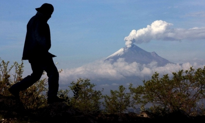 США скасували авіарейси до Мехіко через вулканічний попіл