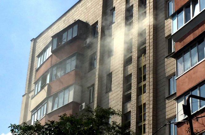 В огне в киевской многоэтажке погиб пятилетний мальчик