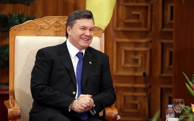 Янукович дві години у Будинку з химерами розмовляв із журналістами