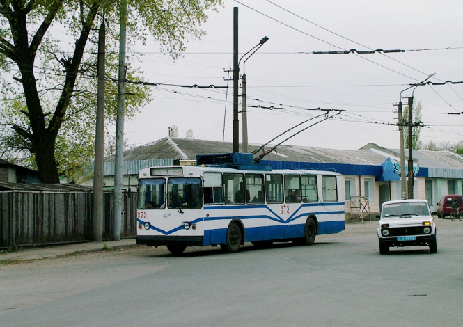 В Лисичанске за долги остановили троллейбусы