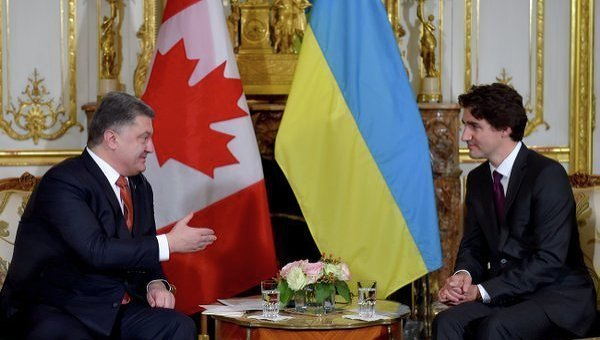 Канада скоротить кількість відмов у візах для українців, – Порошенко