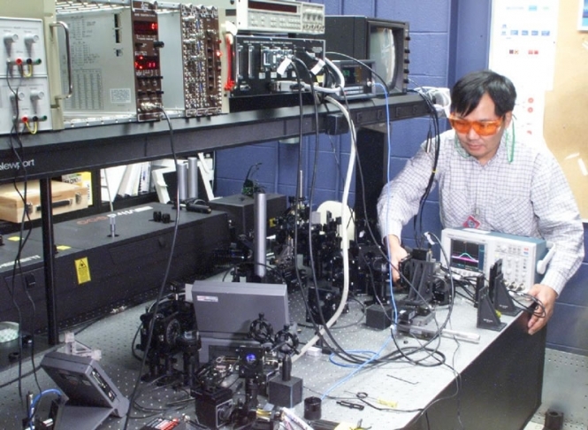 NASA і Google спільно випустять квантовий комп'ютер