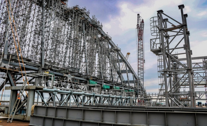 Будівельники Керченського мосту почали встановлювати залізничну арку, – ФОТО