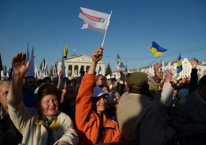 У Чернігові опозиція вимагала соціальних гарантій для чорнобильців