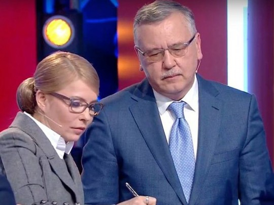 Тимошенко не виключає об'єднання з Гриценком після виборів
