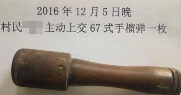 Мужчина с китайской провинции 25 лет бил орехи гранатой