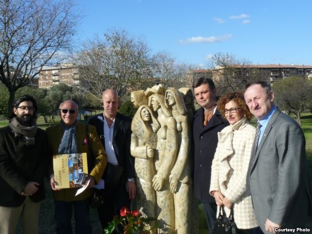 В Италии установили памятник жертвам Голодомора в Украине