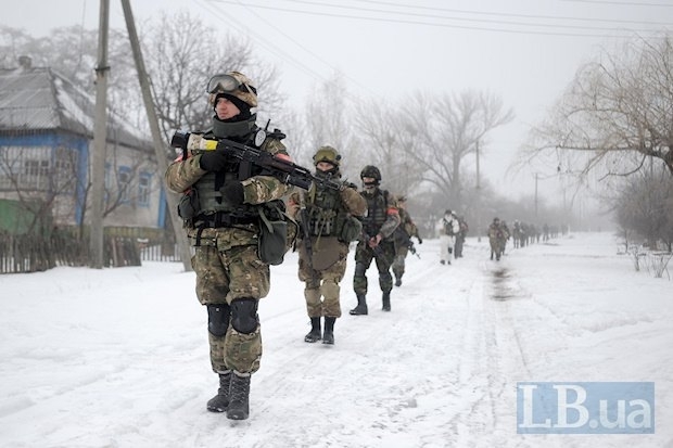За добу в зоні АТО загинув один український військовий: дев'ятьох поранено