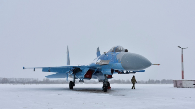 росія почала виводити літаки з Криму – звіт НАТО