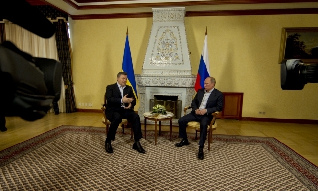 Янукович спостерігає за євразійською інтеграцією в Астані