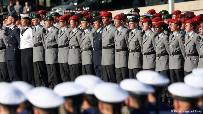 Німецька армія ввела форму для вагітних