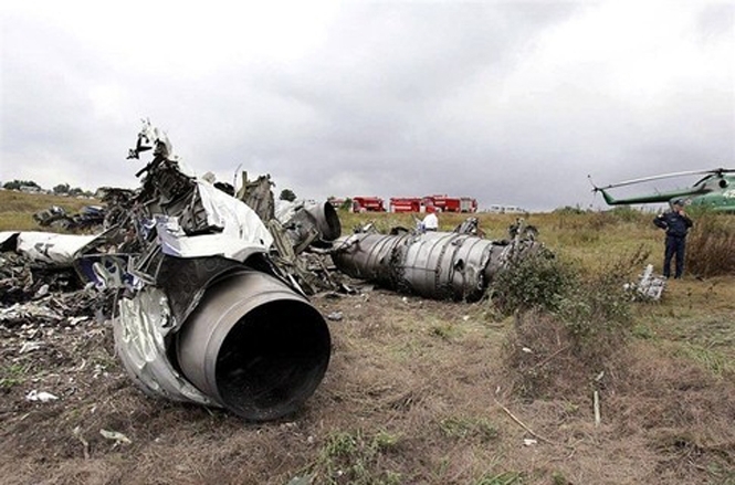 В Великобритании семь человек погибли из-за падения самолета во время авиашоу