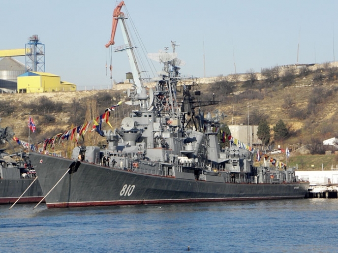 Українська митниця затримує відправку російського корабля до Сирії