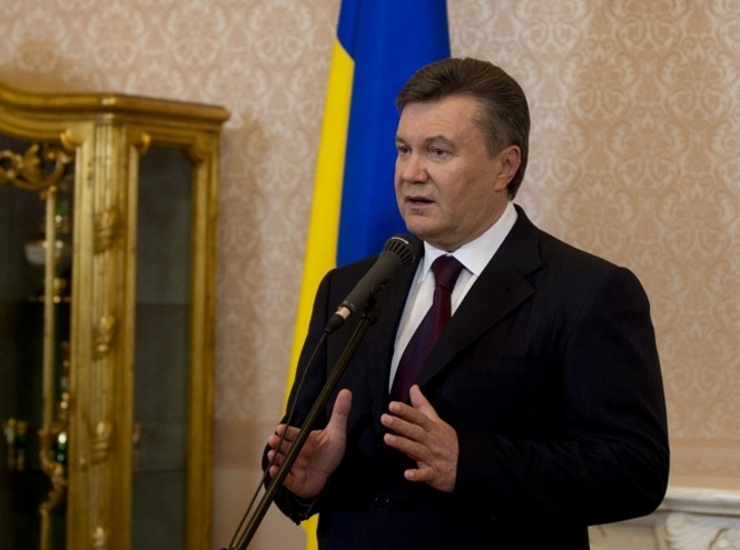 Янукович визнав, що підписав бюджет виживання