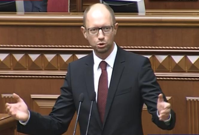 Яценюк вважає законопроект Міщенка про лікування Тимошенко 