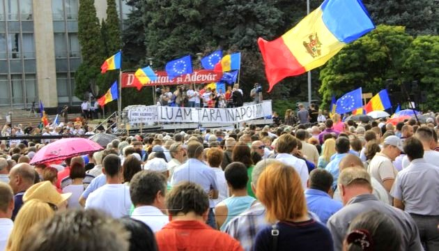 Молдова бореться за звільнення від російської дезінформації на основі ШІ – Politico