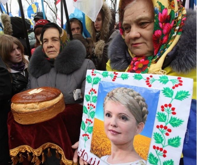 На Юге и Востоке Украины организуют «народные обсуждения» отправки Тимошенко на лечение