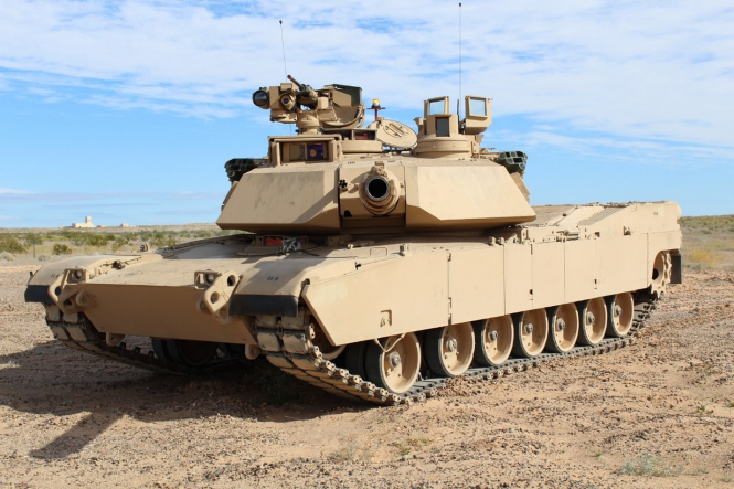 Побоюючись захоплення росією, США знімають конфіденційну техніку з танків M1 Abrams, які прямують до України – ЗМІ