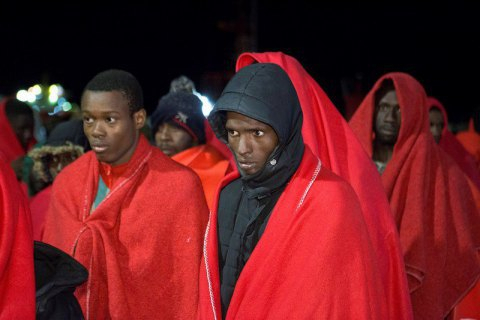 Около 50 мигрантов из Африки погибли у берегов Туниса