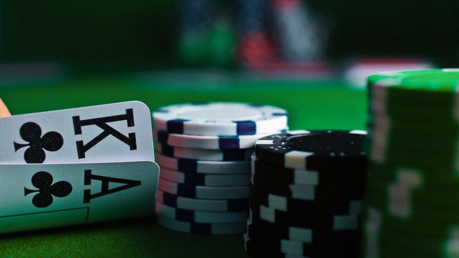 18 vs 21: як країни визначають допустимий вік для гри