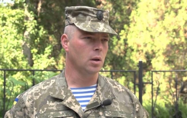 Порошенко в Славянске присвоил звание генерала командующему ВДВ Забродскому