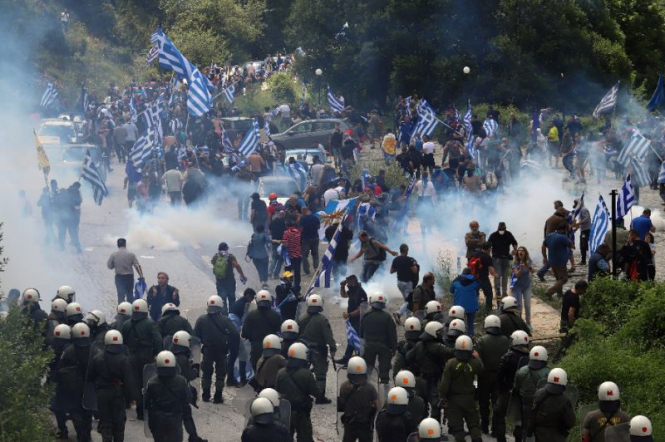 Через угоду з Македонією у Греції почалися протести і сутички