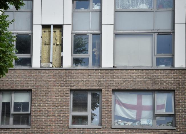 27 многоэтажек в Великобритании не прошли проверку на пожарную безопасность