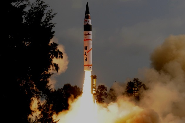 В Индии успешно испытали ракету, способную нести ядерный заряд
