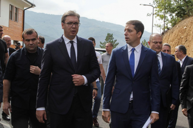Сербия привела армию в боевую готовность из-за визита президента Косово