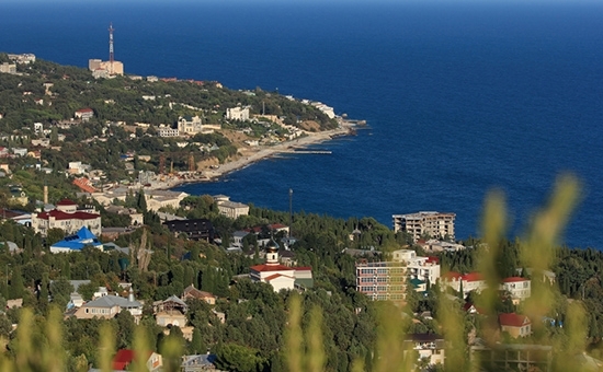 В Крыму из-за отсутствия туристов распродают отели